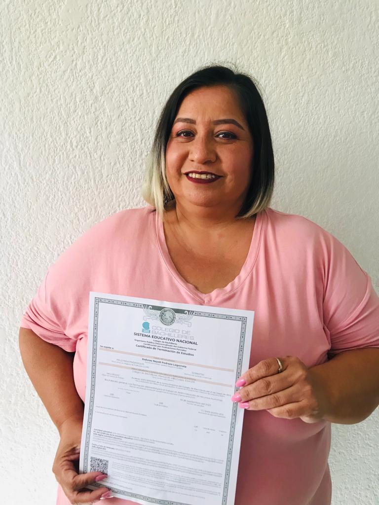 Alumna Bachillerato Certificado 2